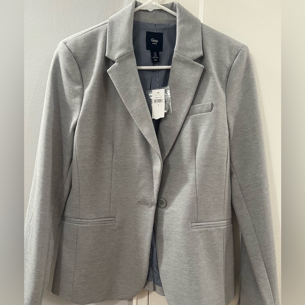 New women’s cotton/spandex blazer!